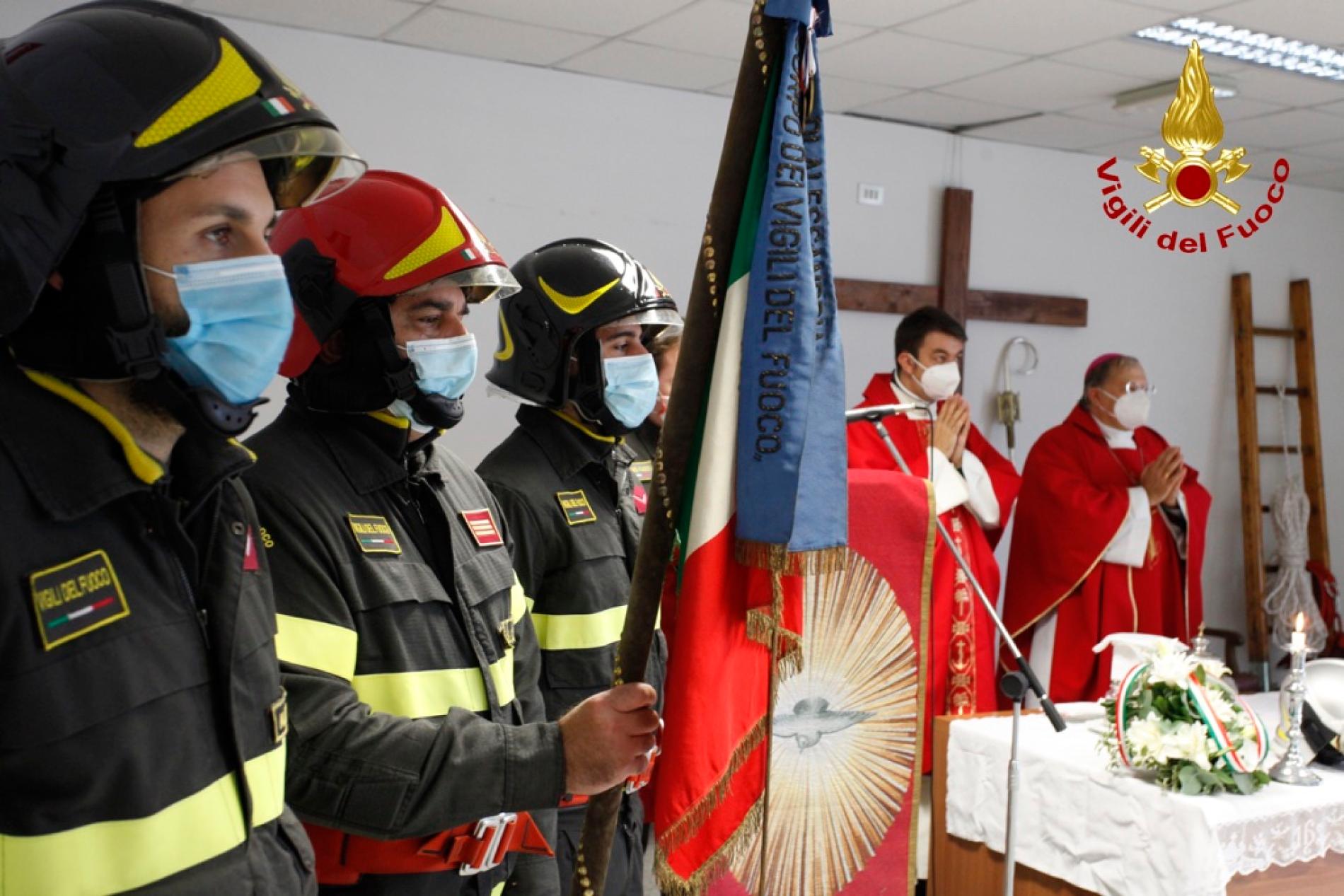 I vigili del fuoco di Alessandria celebrano Santa Barbara