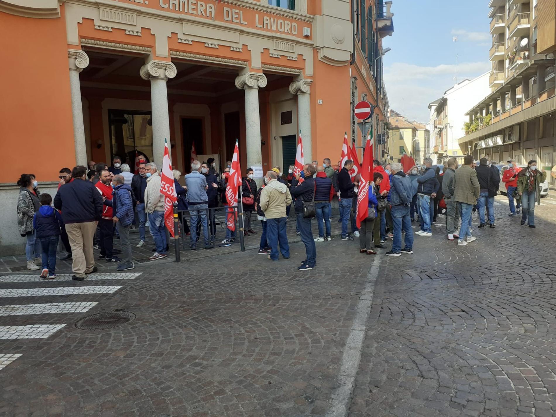 Odg della Lega: “Fronte comune contro neofascisti e anarchici”