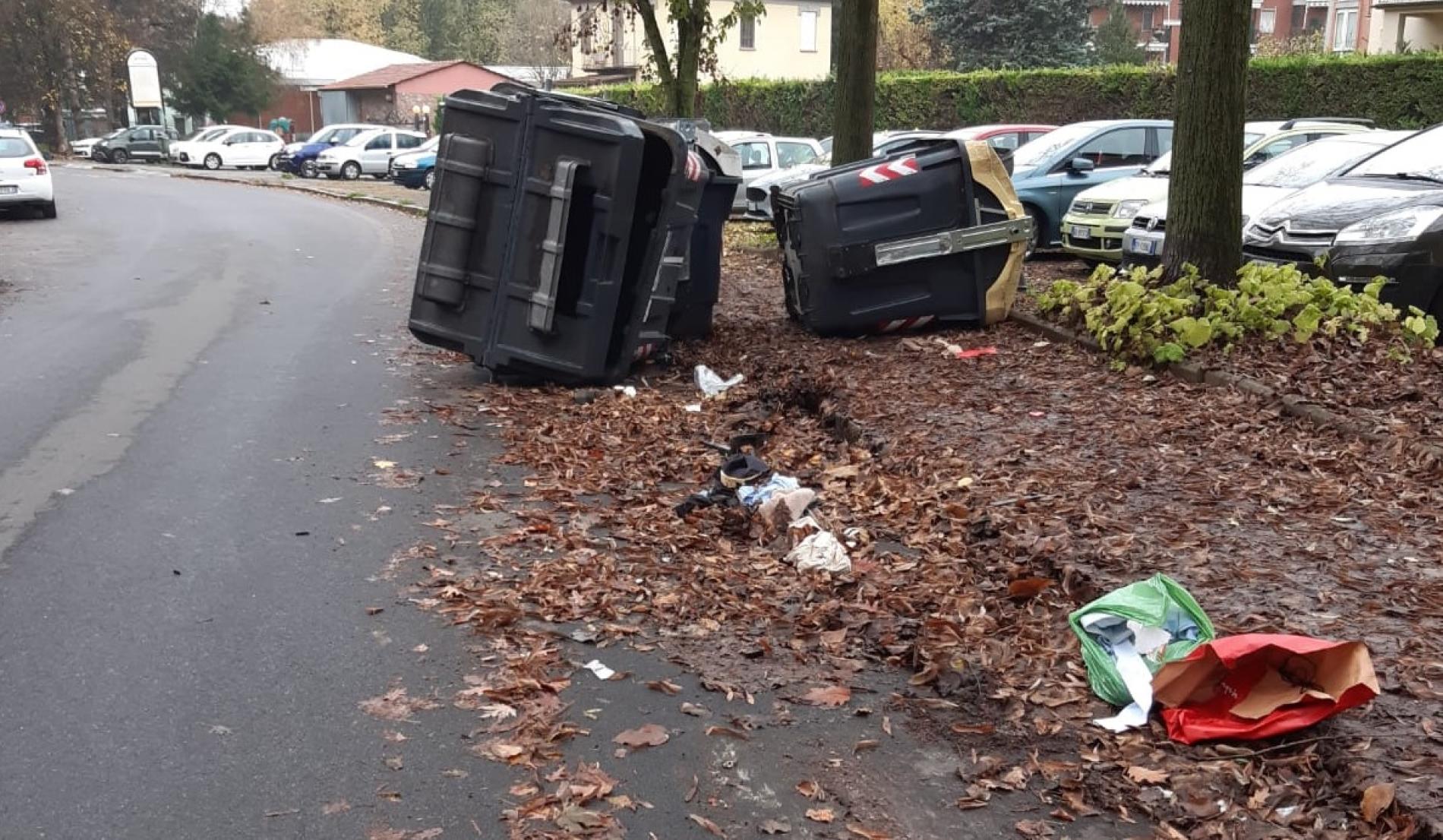 Alessandria, “la nostra strada sempre al buio”