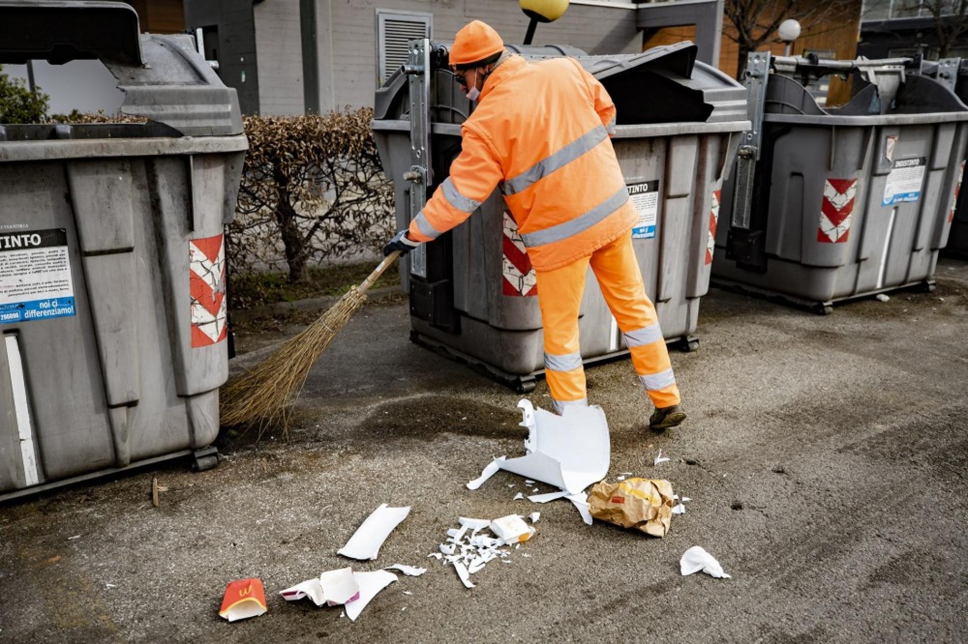 Amag Ambiente: a marzo 5.303 ore di lavoro per tenere pulita la città