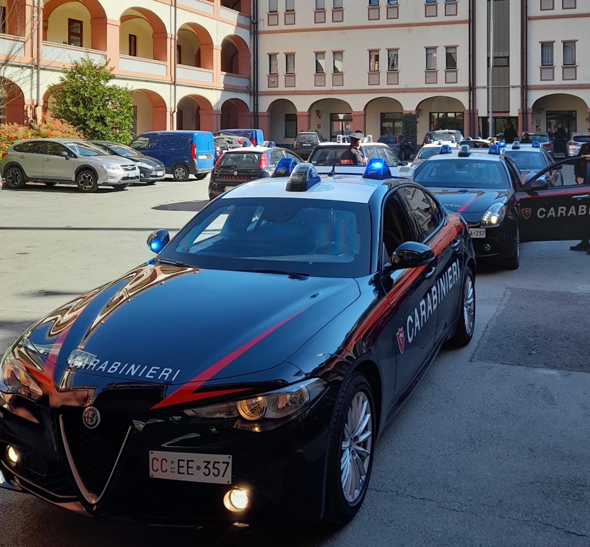 Si nascondeva in una stanza segreta: rapinatore arrestato a Sale