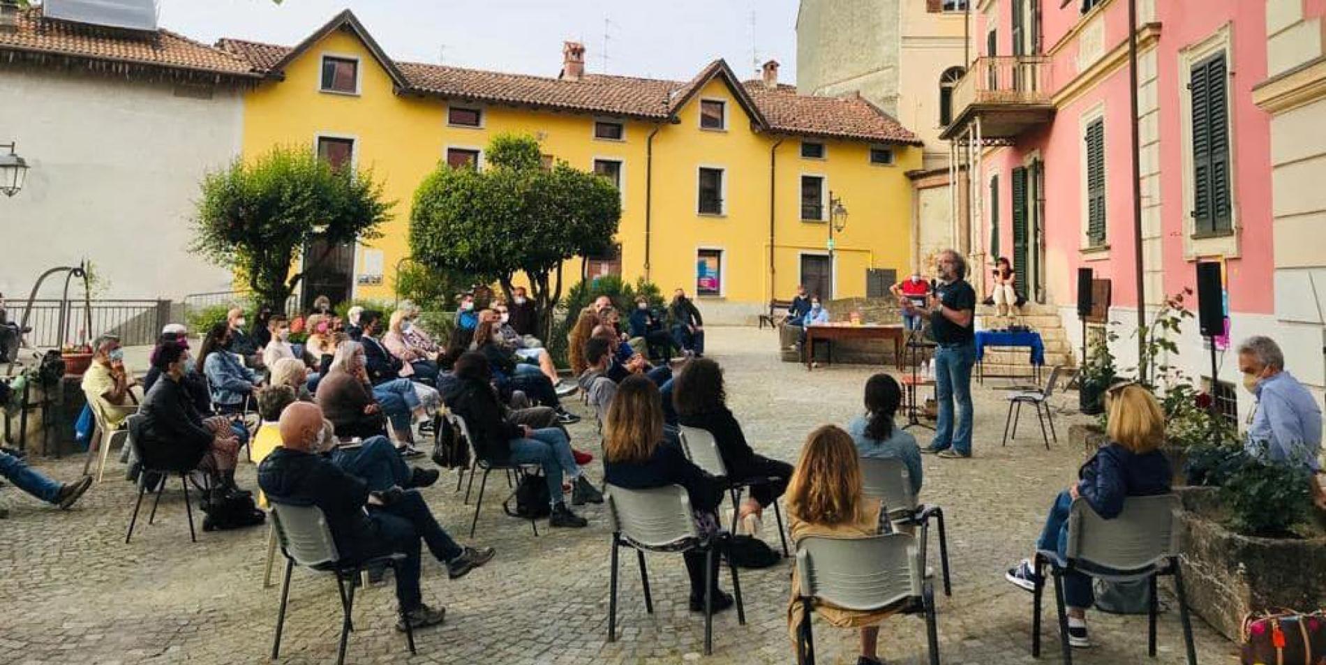 Rebuffo racconta Dante e Boccaccio, in un viaggio tra cibo e novelle