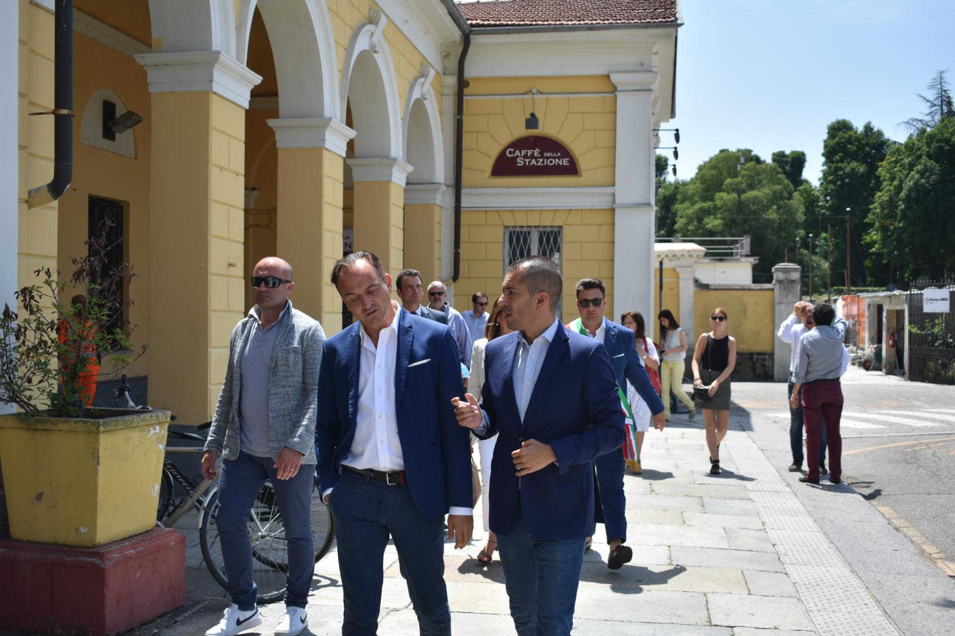 In ritardo i primi treni della Casale-Mortara, ma per i giudizi è presto