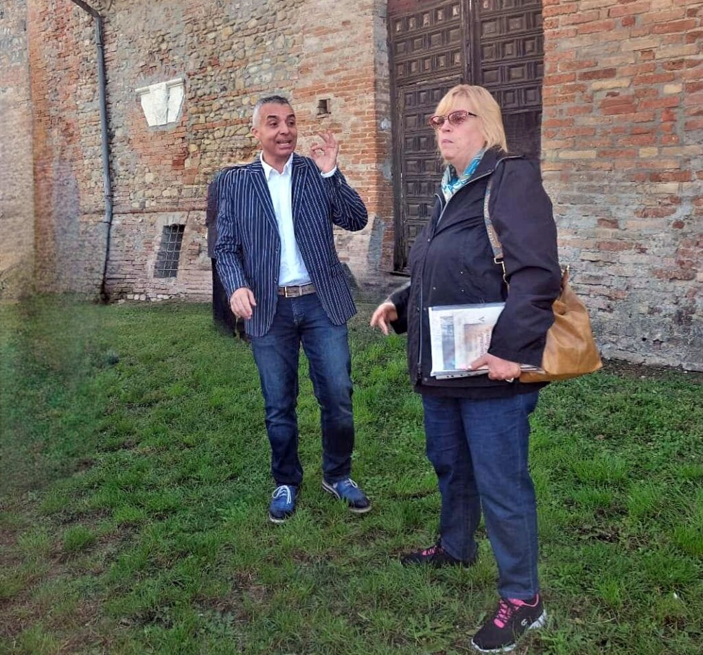 Tortona Appello Lapide Sparita Dal Castello Aiutateci A Trovarla