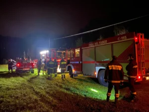 Giovane cade nel torrente Scrivia: salvato dai Vigili del Fuoco