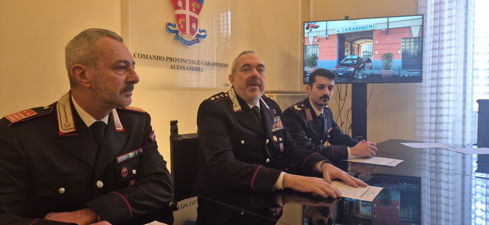 Maxi truffa: ‘Dobbiamo controllare l’acqua’, e poi arriva anche il finto carabiniere